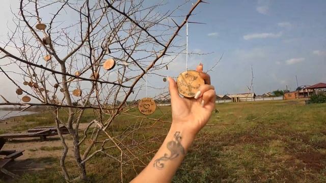 ПОСЛЕДНИЙ ДЕНЬ на МАЛИНОВОМ смотреть онлайн