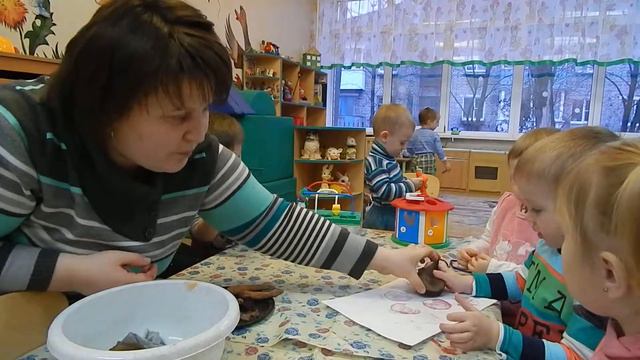 Делаем отпечатки свёклой. смотреть онлайн