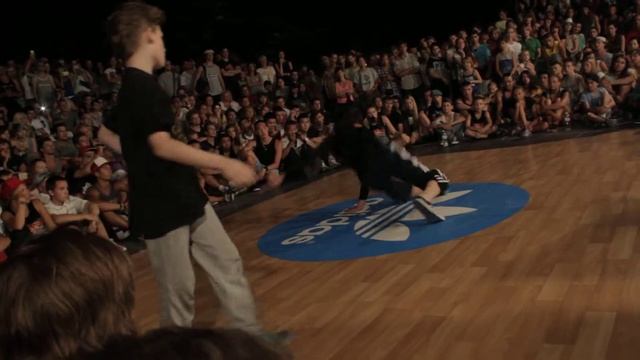 Yalta Summer Jam 2014 Killa vs Lev смотреть онлайн