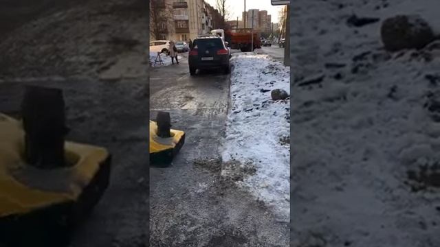 Очистка асфальта ото льда быстро и легко(2) смотреть онлайн