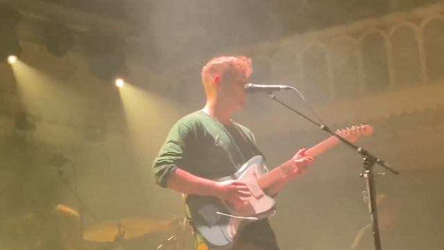 Sam Fender - Play God - Live at Paradiso 2021 смотреть онлайн