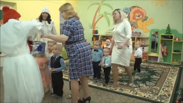 Утренник "Новый год" 1 младшая группа д/с"Крепыш" смотреть онлайн
