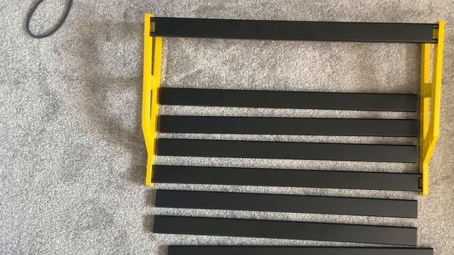 NUX Bumblebee Pedalboard Part 1 (Can I make it work with a Boss RC600) смотреть онлайн