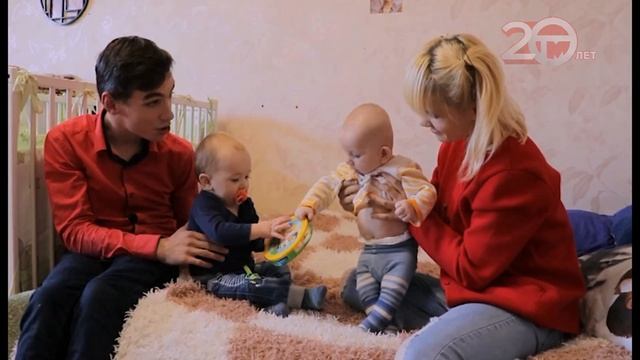 Отец-инвалид в одиночку воспитывает сына смотреть онлайн