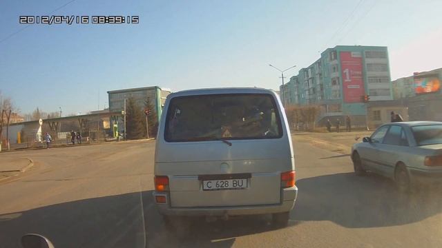 Щучинск, нахальный мерин... смотреть онлайн