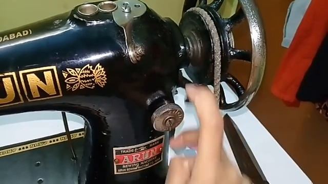 Hacks about umbrella machine, how to double lock a stitch /सिलाई पक्की करना सिखे। silaai krna sikhe смотреть онлайн