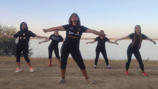 Мы и так умеем! Веселая и активная группа самых лучших девчонок ? Fitness dance и Zumba ? смотреть онлайн