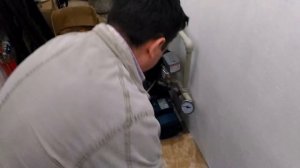 Как отрегулировать давление гидро аккумулятора в насосной станции