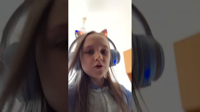 что мне подарили 12 апреля на день рождение? 2 часть смотреть онлайн