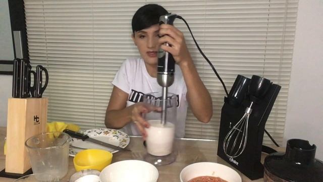 Cómo utilizar la batidora de inmersión Oster/ VitaHogar смотреть онлайн