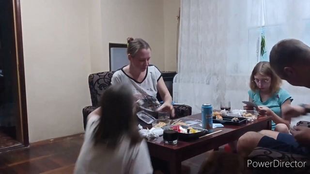 Играем в кругу семьи ♥ смотреть онлайн