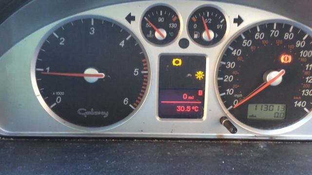 Ford Galaxy 1.9 TDI diesel startup and revving смотреть онлайн