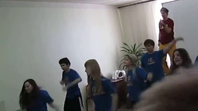 Мы Зажигаем! Разминка в ЛИЕНЕ - почти ЗУМБА смотреть онлайн