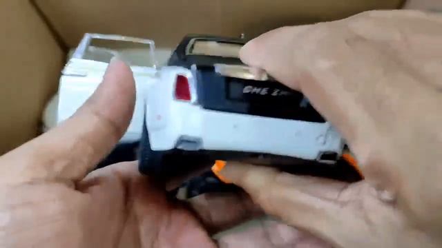 Looking For Diecast Cars, Rolls Royce, Lexus LM300H, Bugatti, Porsche, Honda, Toyota, Pagani, Ford