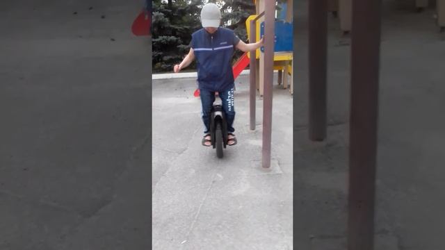 обучение езде на моноколесе Кингсонг S18 смотреть онлайн