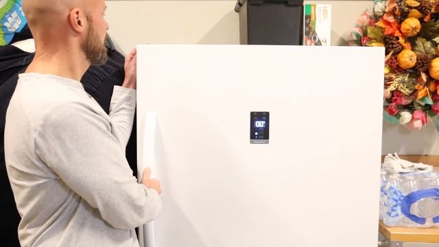 Insignia Upright Convertible Freezer AND Refrigerator HONEST Review смотреть онлайн