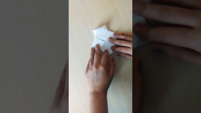 Оригами. Коробочка из бумаги смотреть онлайн