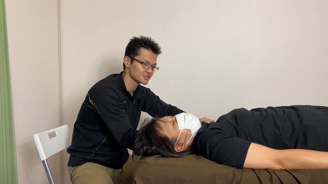 Myofascial release for tight shoulder girdle (English) смотреть онлайн