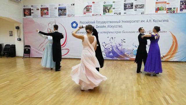 Кукольный вальс смотреть онлайн