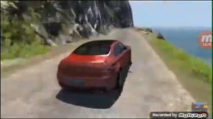 Разбиваем  машины  в хлам