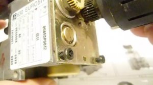 Тухнет запальник при отключении основной горелки газового котла.