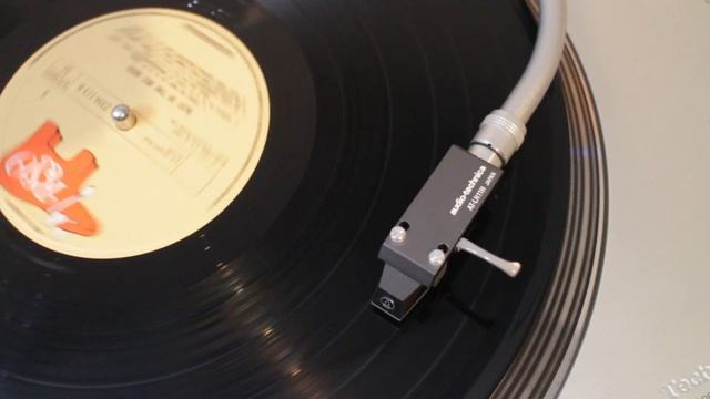 Bee Gees - Massachusetts (1973 Vinyl LP) - Technics 1200G  Audio Technica ART9XI.mp4