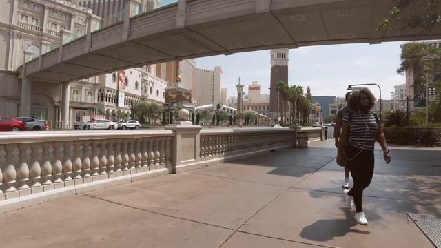 Las Vegas Strip Walking Tour 8/14/21, 2:00 PM смотреть онлайн
