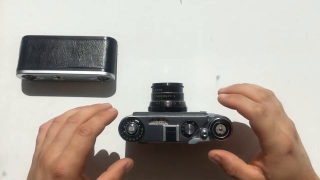 Loading film Fed 5S \ Как ставить пленку в ФЭД 5С смотреть онлайн