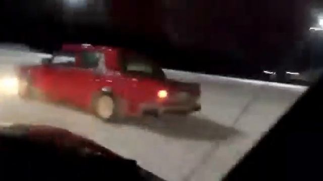 Дрифт покатушки Ижевск. Новая локация. Парковка завод Калашникова смотреть онлайн