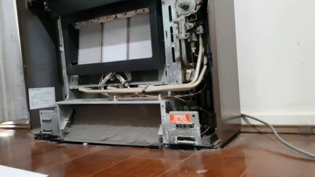 Fixing a Rinnai Granada 25 - Vlog 025 06/08/2018 смотреть онлайн