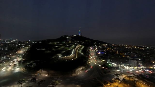 Namsan Tower Timelapse смотреть онлайн