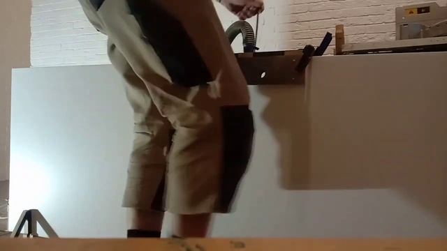 Шаблон для фрезеровки отверстий под ручки.