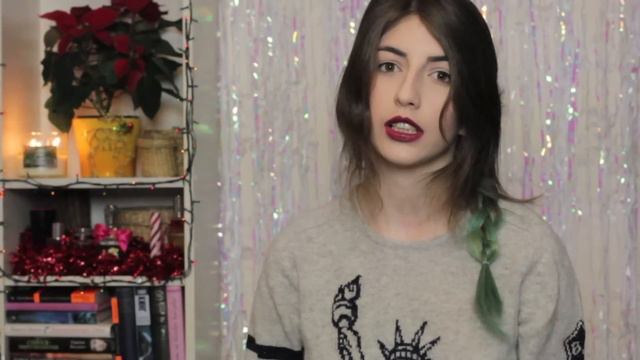 TAG: Sweater Weather смотреть онлайн
