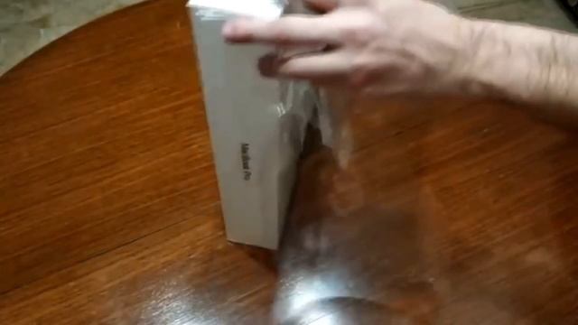 Unboxing Apple MacBook Pro 2018 смотреть онлайн