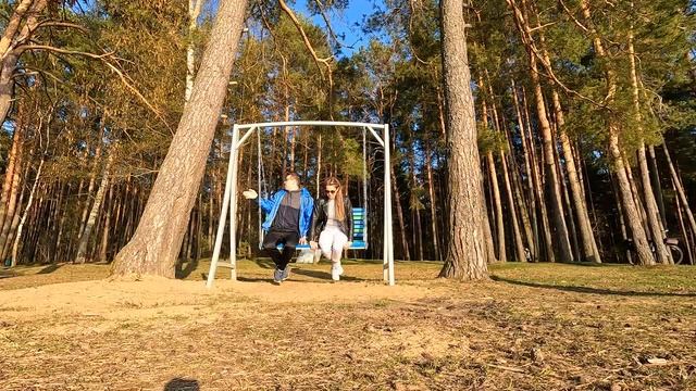 На неудобной качели Минское море май 2022 смотреть онлайн