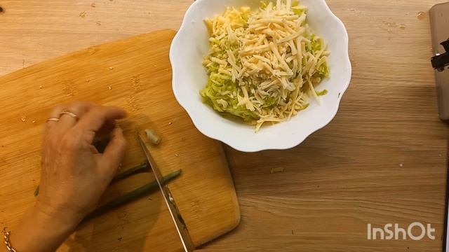 На кухне! ==Вкуснющие оладки из кабачка с соусом смотреть онлайн