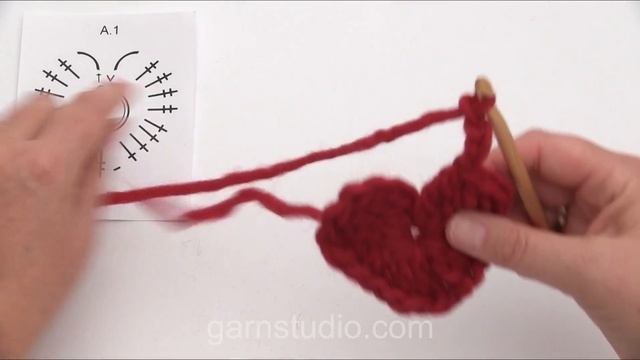 How to crochet 2 small hearts with string смотреть онлайн