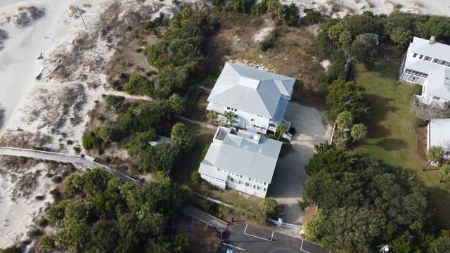 Introducing: Savannah Drone Photography + Videography! смотреть онлайн
