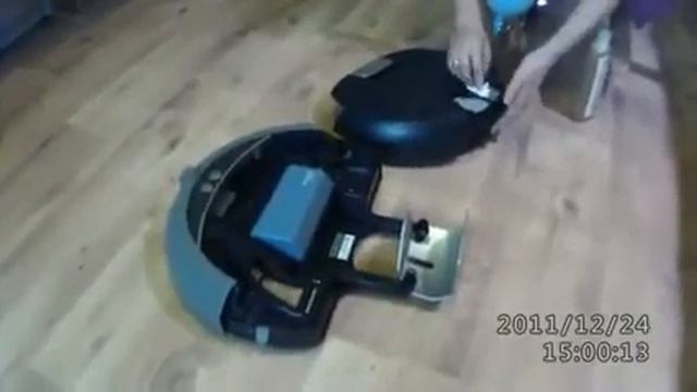 Моющий робот-пылесос домашнее видео смотреть онлайн