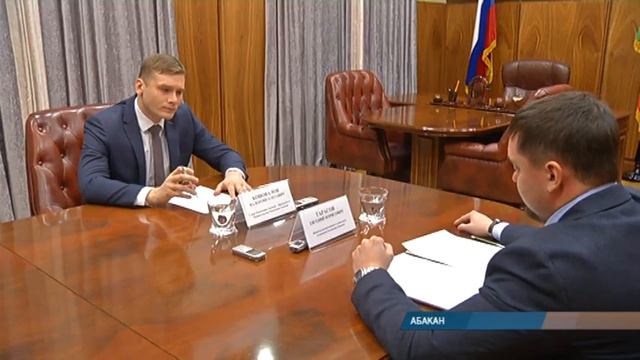 С чем Хакасия завершает год: министры отчитываются перед Валентином Коноваловым смотреть онлайн