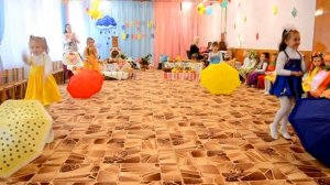 Танец с зонтиками под песню Кап-кап-кап (Дождик) HD+