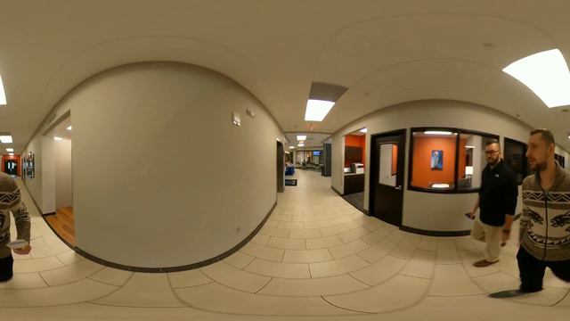 США В 360 - ОБЗОР СПОРТЗАЛА С ТРЕМЯ БАСЕЙНАМИ, И ДВУМЯ КИНОТЕАТРАМИ(ЧАСТЬ 1) смотреть онлайн