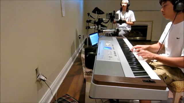 Eminem and Rihanna Medley (piano and drum cover) смотреть онлайн