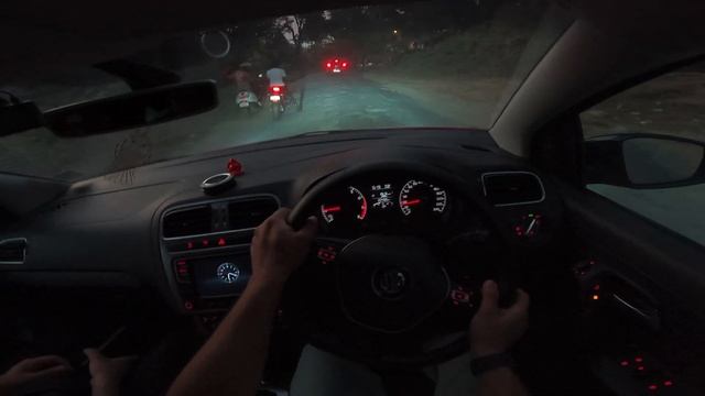 POV of drving Polo from Coorg hill top to the city | 1.0 TSI смотреть онлайн
