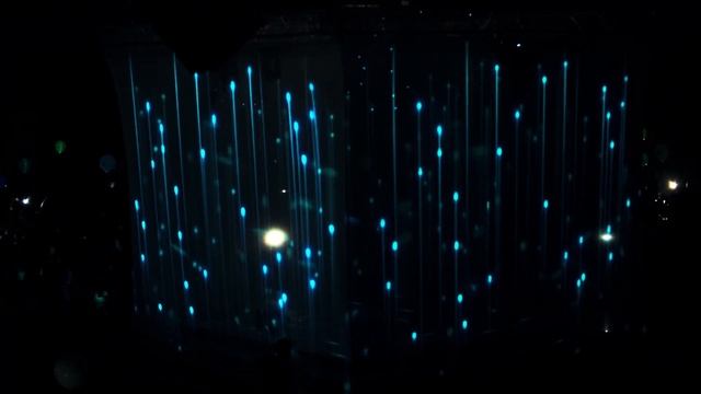 Holographic 3D Cube-show. Голографический перфоманс 