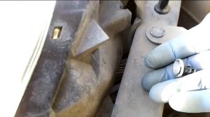 Как снять фары (бампер) Ниссан Икстрэйл и восстановить мутные фары