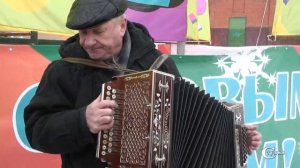 Гармонист Виктор Алишин  3 января 2010 г