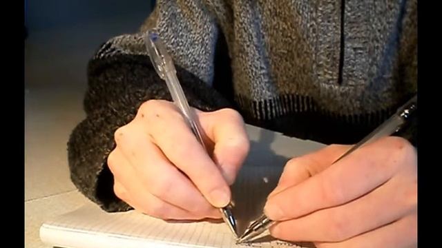 Синхронное письмо двумя руками смотреть онлайн