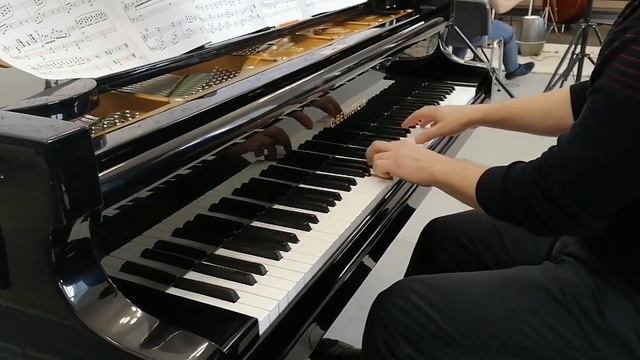 Я ношу своё сердце, как хрупкую вазу! смотреть онлайн