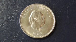 Монета королевства Тонга 1 паанга 1967 г. "Королева".